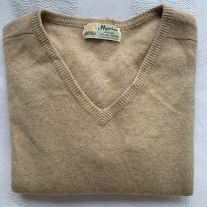 VINTAGE V-neck Camel Cashmere Sweater